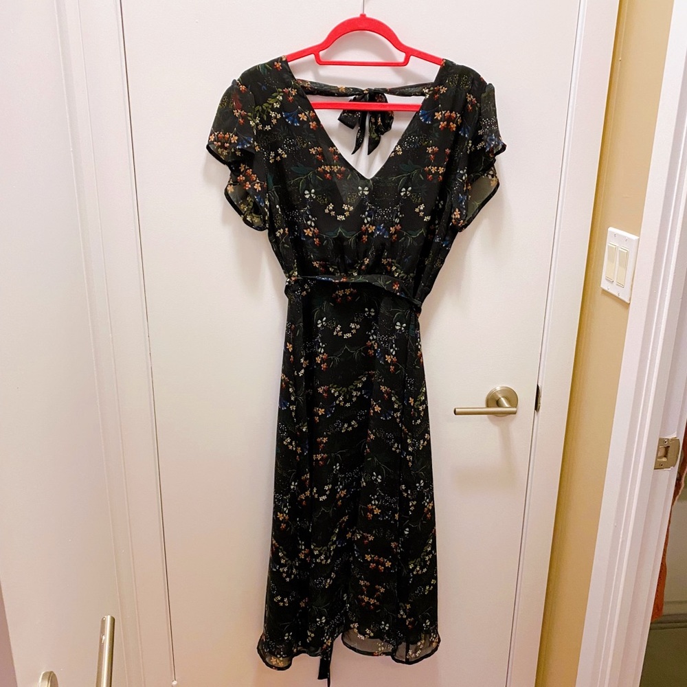 ❤️4/$40 SALE! ❤️ Design Lab Floral Dress